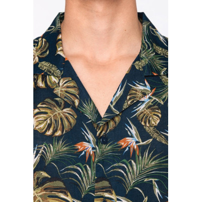 Men’s Hawaiian print shirt